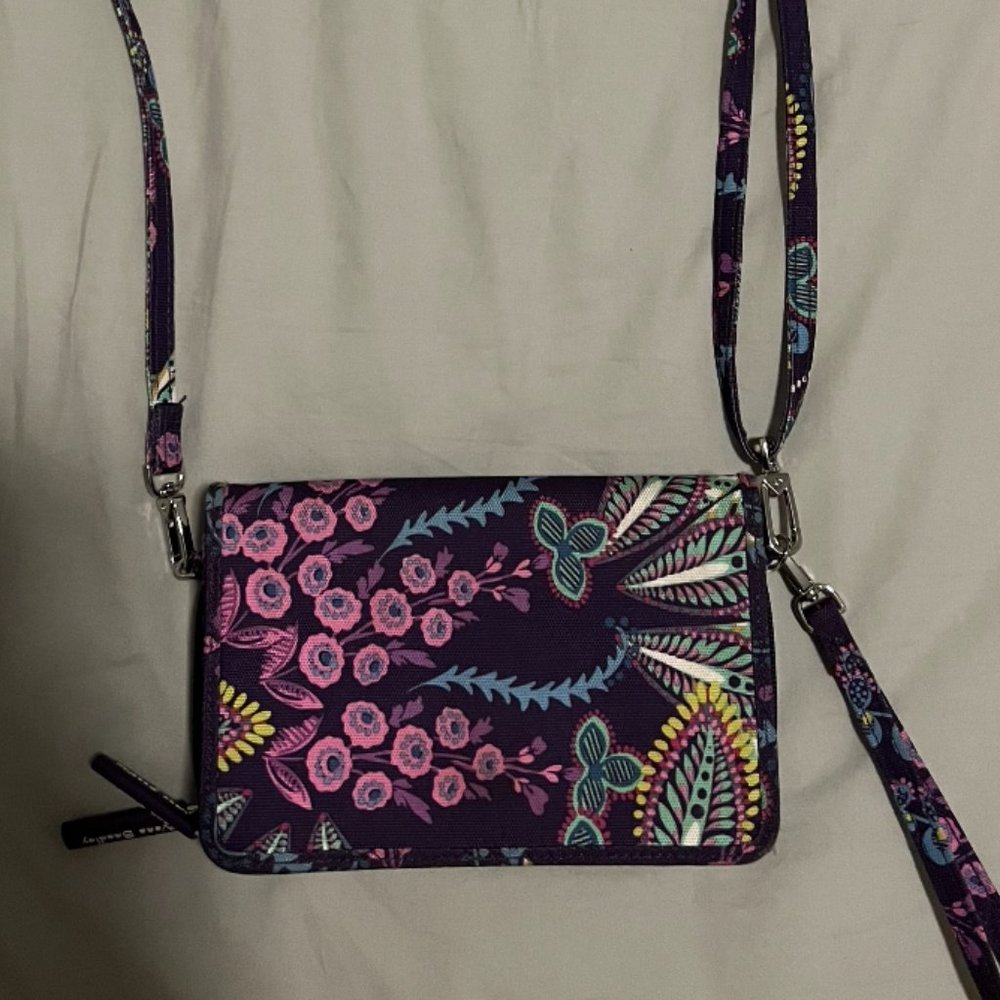 Vera Bradley Crossbody purse/wristlet in Batik Leaves